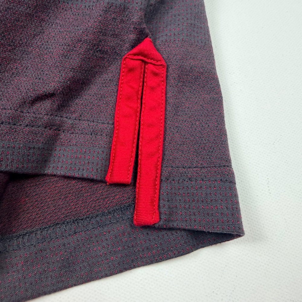 Maceoo V-Neck Edison Rustic Red Mens Size 3/M Excellent Long Sleeve Micro-Knit - Picture 2 of 12